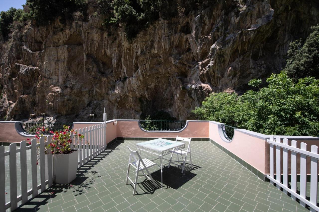 Dormidame Bed & Breakfast Positano Bagian luar foto