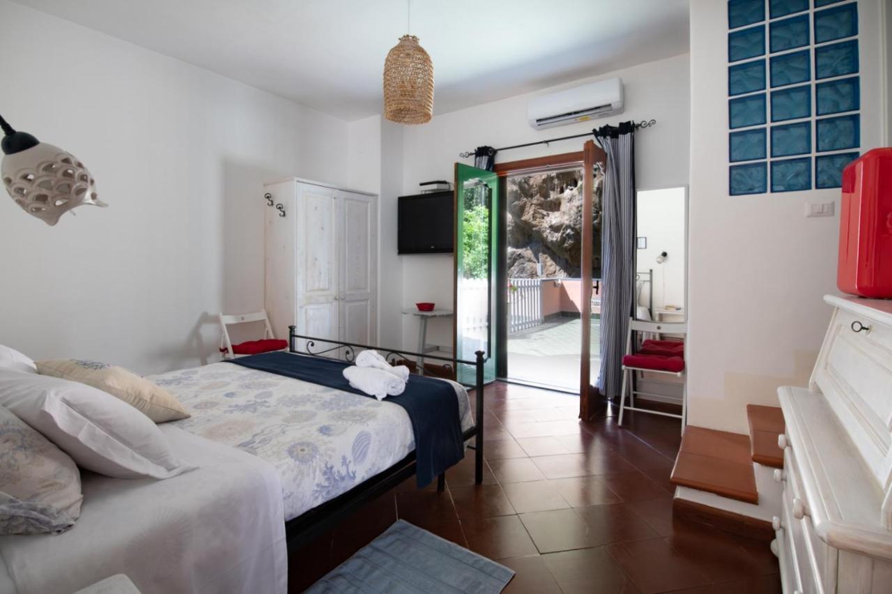 Dormidame Bed & Breakfast Positano Bagian luar foto