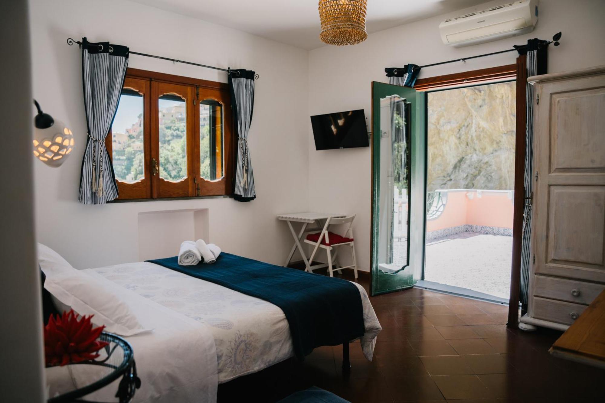 Dormidame Bed & Breakfast Positano Bagian luar foto