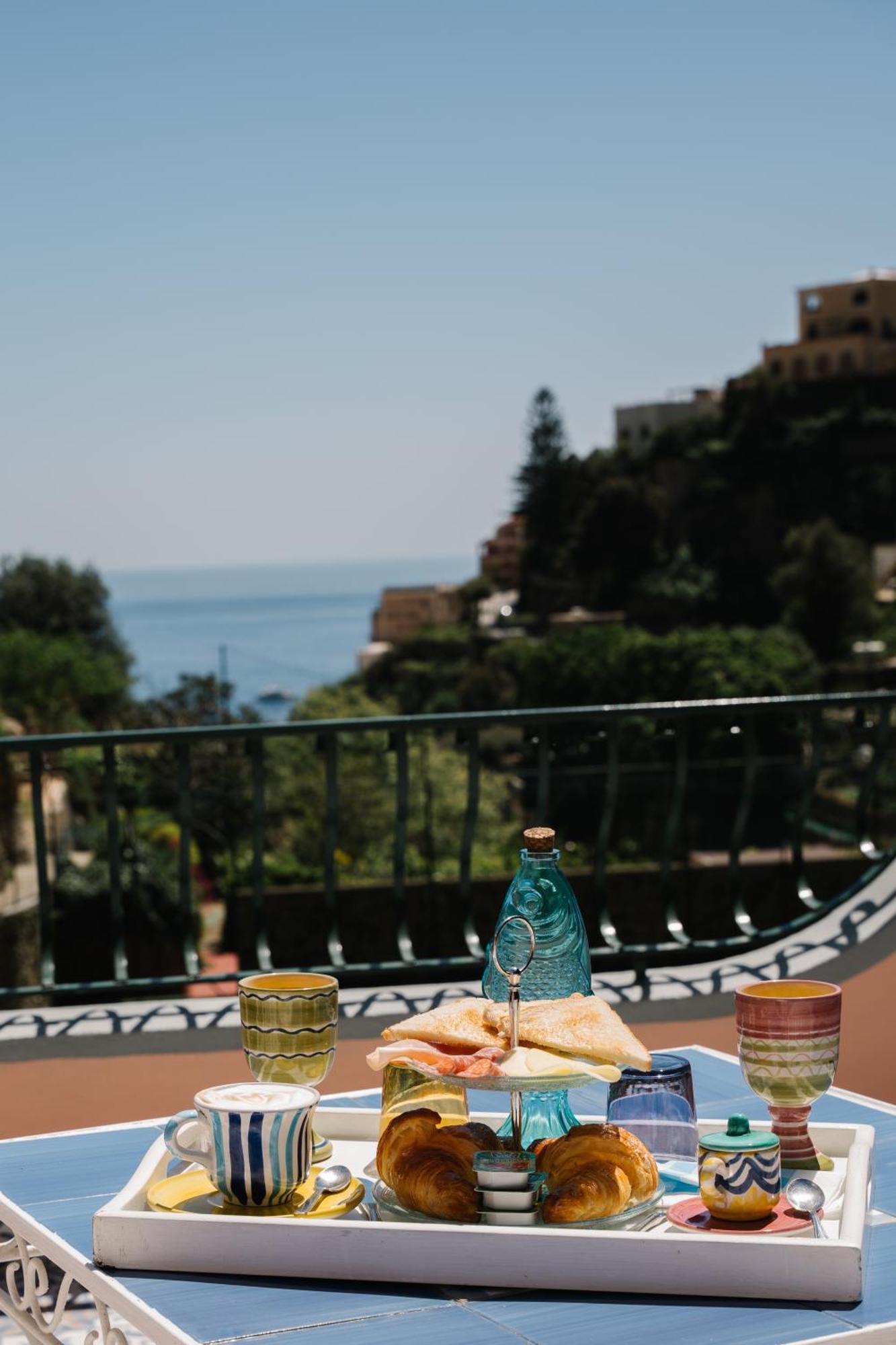 Dormidame Bed & Breakfast Positano Bagian luar foto